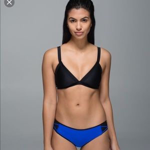 Lululemon surf 🏄♀️ bra size 4 new with tags